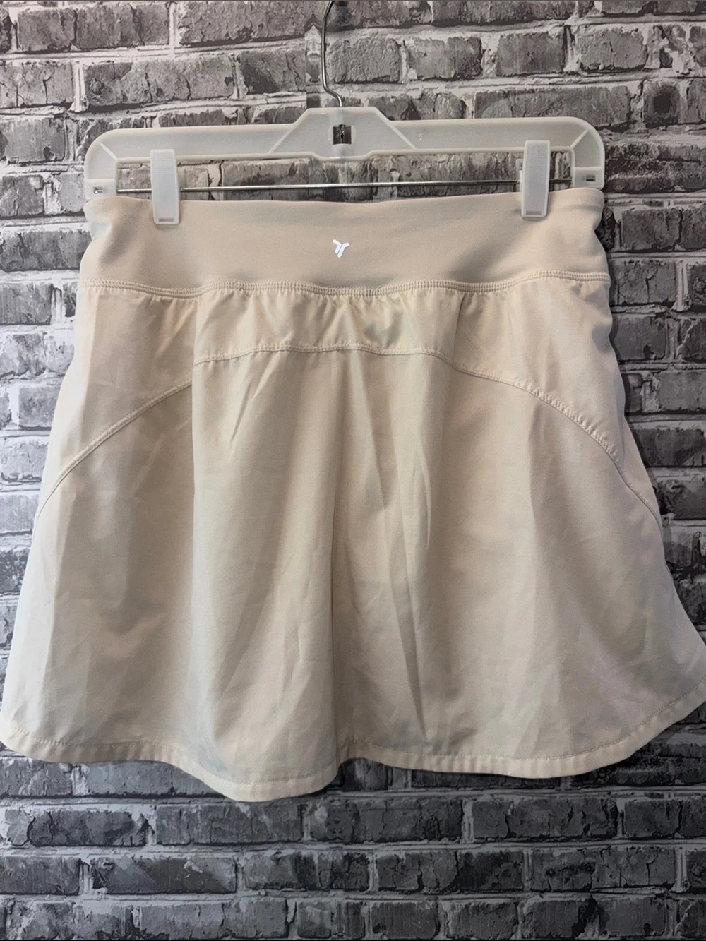 Old Navy Cream‎ Athletic Skort